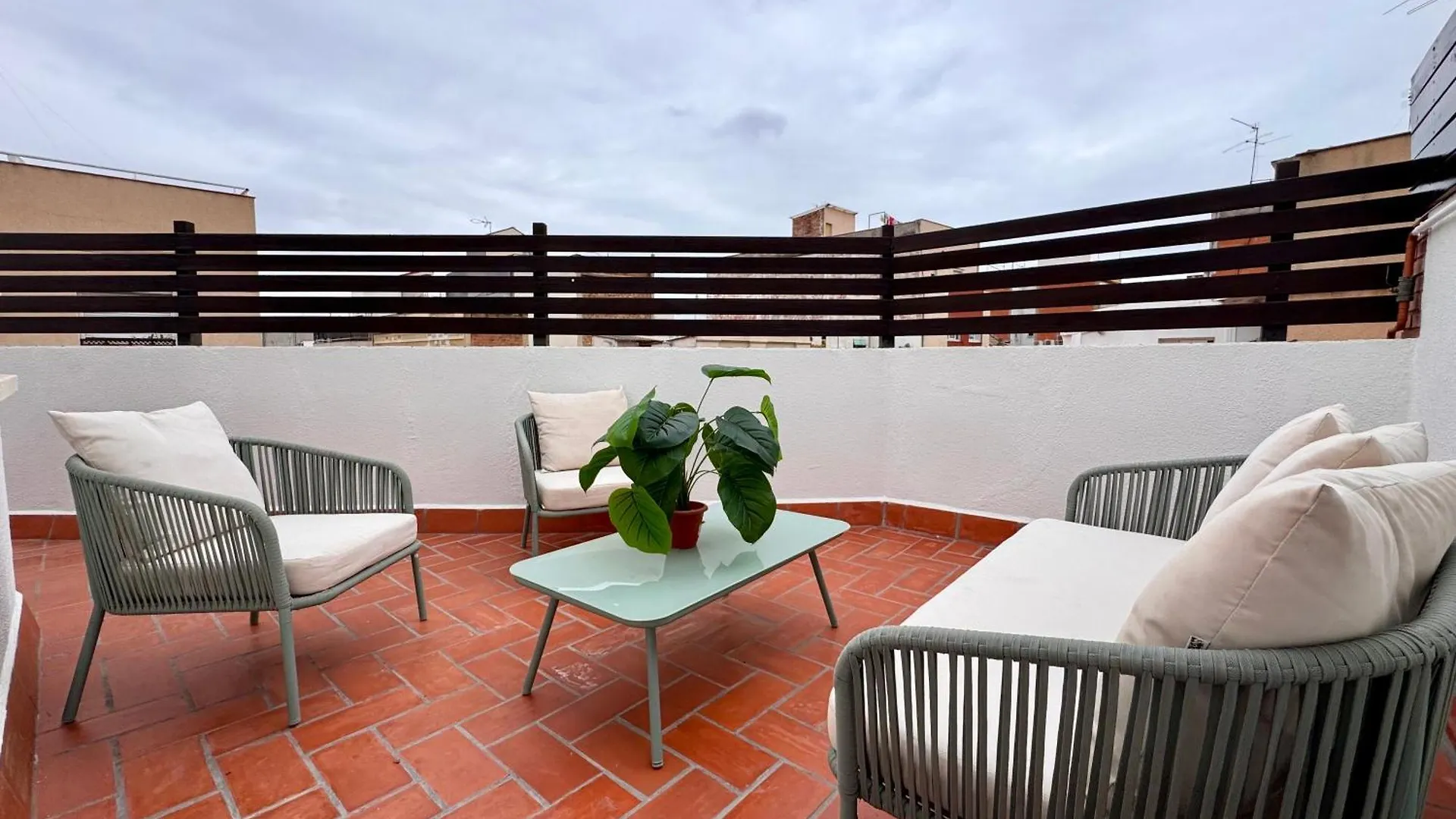 Crysoyle Apartment II Barcelona Next To Camp Nou L'Hospitalet de Llobregat