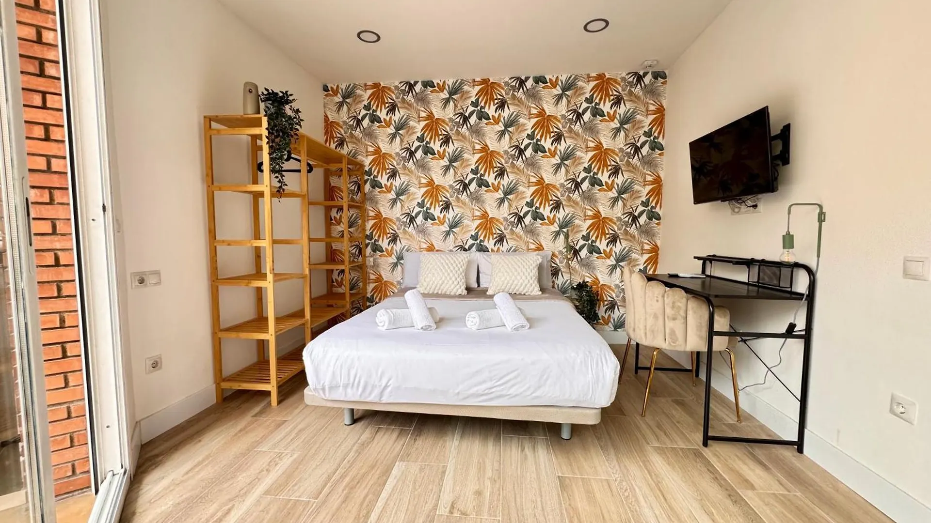 Crysoyle Apartment II Barcelona Next To Camp Nou L'Hospitalet de Llobregat 0*,  Spain